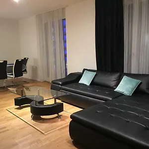Apartment Cocoon 77