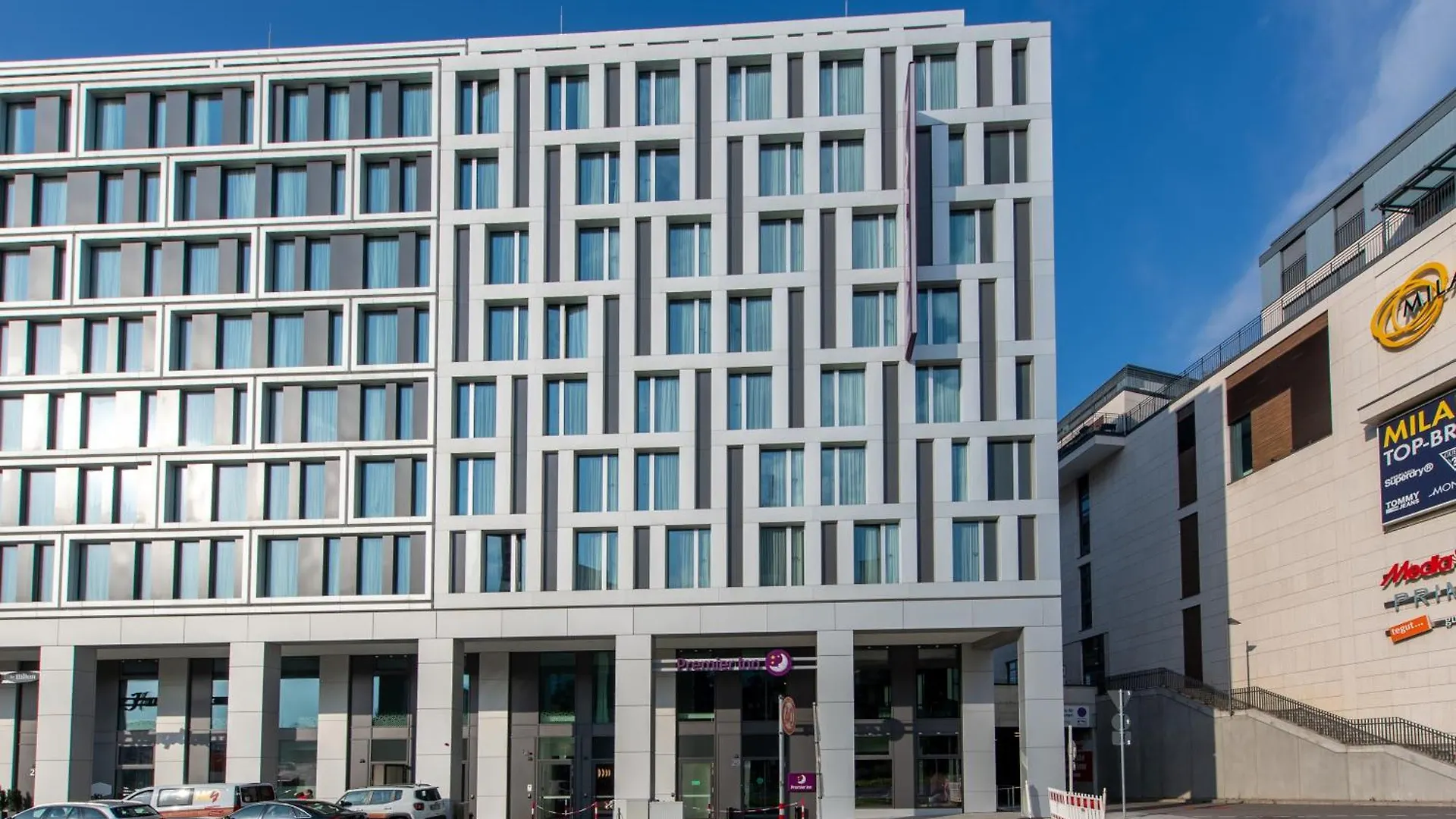 Premier Inn Stuttgart City Centre